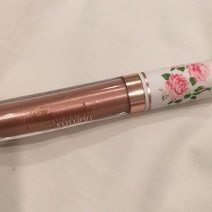 Pretty vulgar “my lips are sealed”